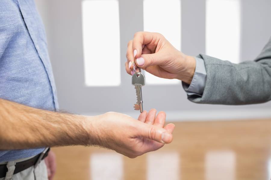 A LOCACAO POR CURTA TEMPORADA POR APLICATIVOS E O RISCO PARA COMUNIDADE CONDOMINIAL